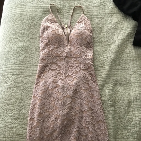 Dress - Picture 1 of 4